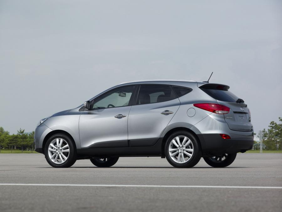  Hyundai ix35 2010 года  (фото 56 из 114)